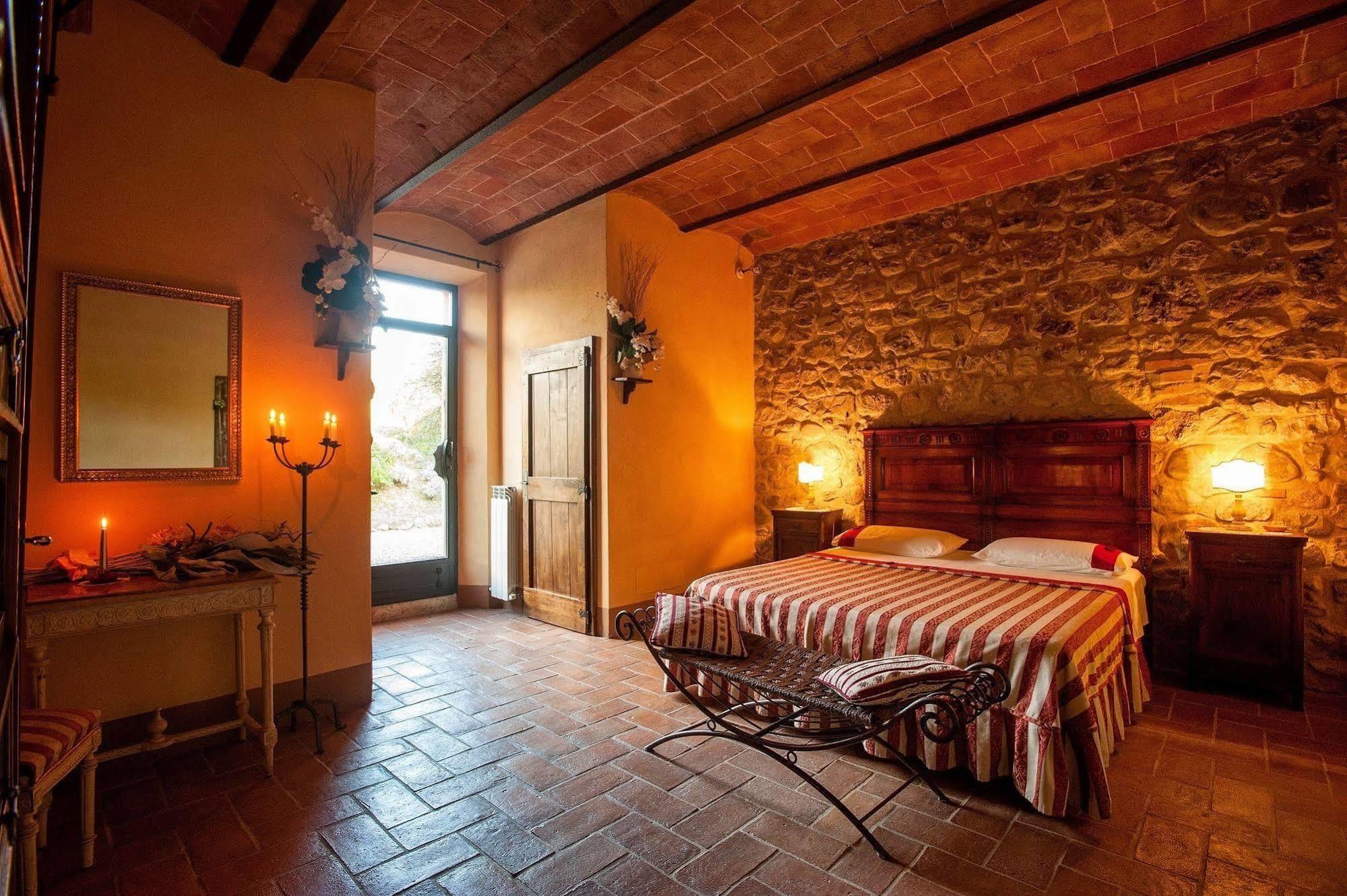Sant'Alberto Campiglia dʼOrcia Exterior foto